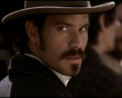 The actor had taken lessons of horse riding and lasso from real-life rodeo riders in order to perform the role of  Bullock in 